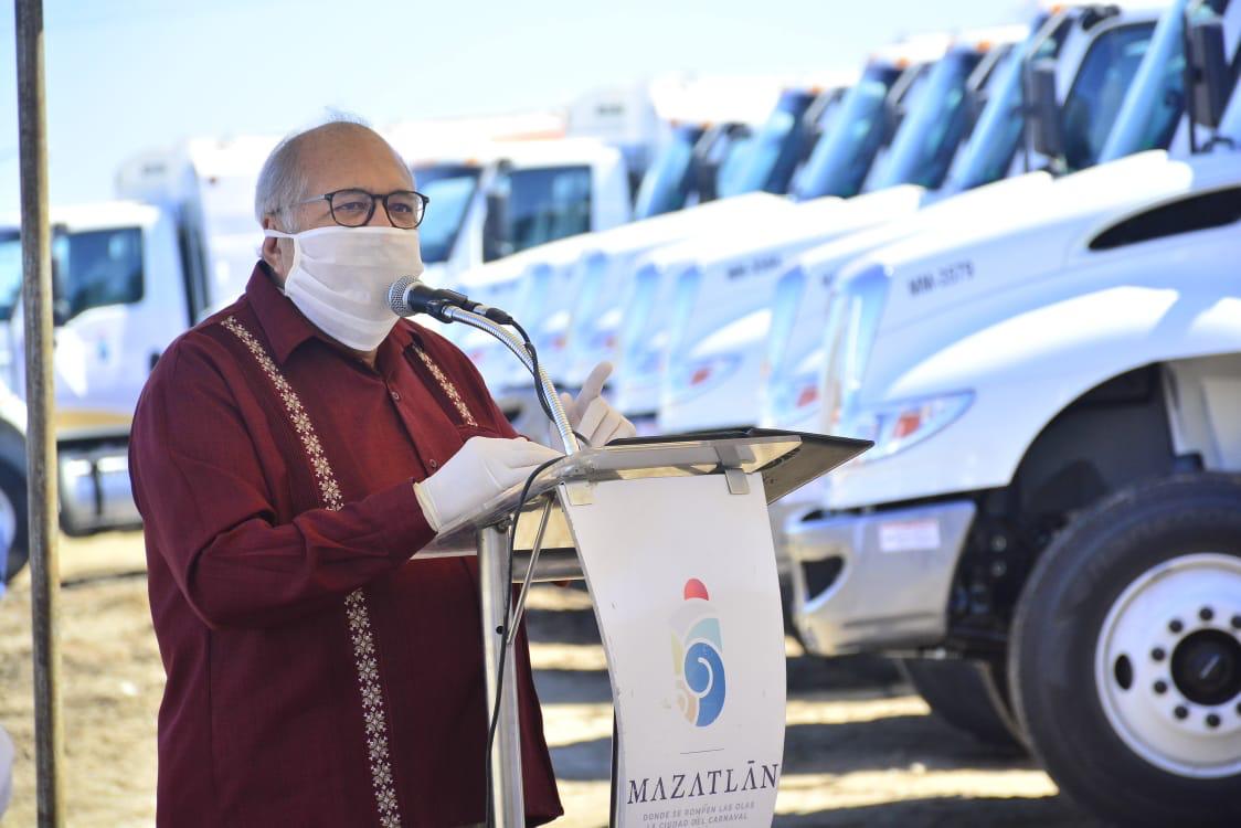 Entrega Municipio 10 nuevos camiones recolectores de basura en Mazatlán ...
