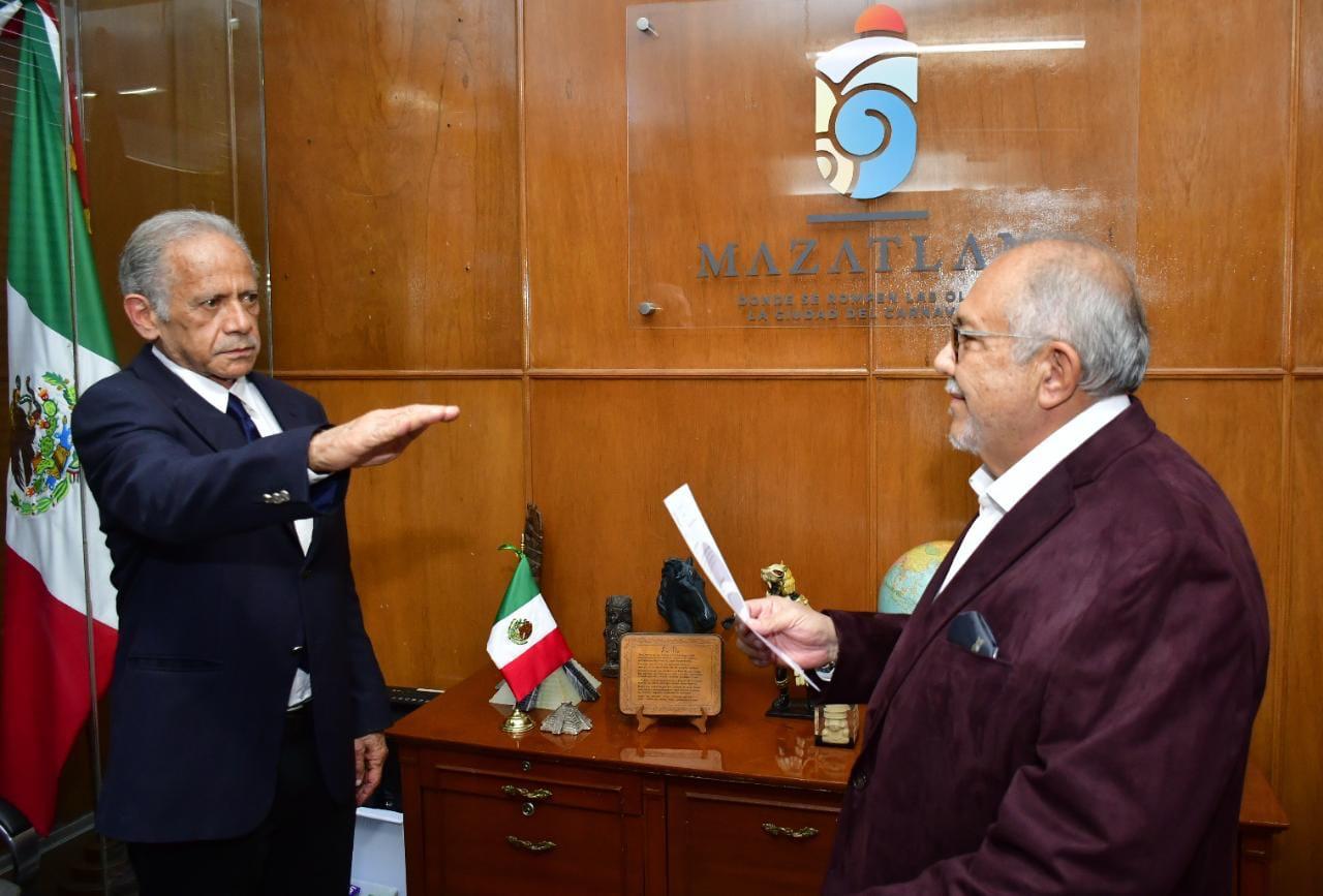 Llega Héctor Hernández Llamas a la Secretaría de Presidencia de