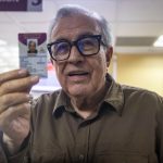 Gobernador Rocha tramita su licencia permanente